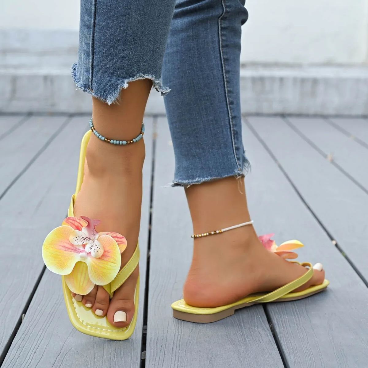 Sandália Feminina Casual com Bico Quadrado