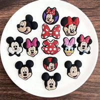 Kit com 19 Pingentes Mickey para Crocs e Sandálias