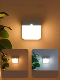 Luminária LED Inteligente com Sensor de Movimento
