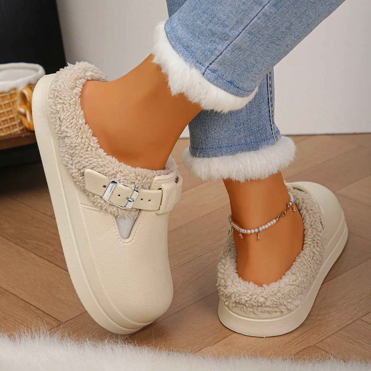 Pantufa  Feminina com Forro de Pelúcia